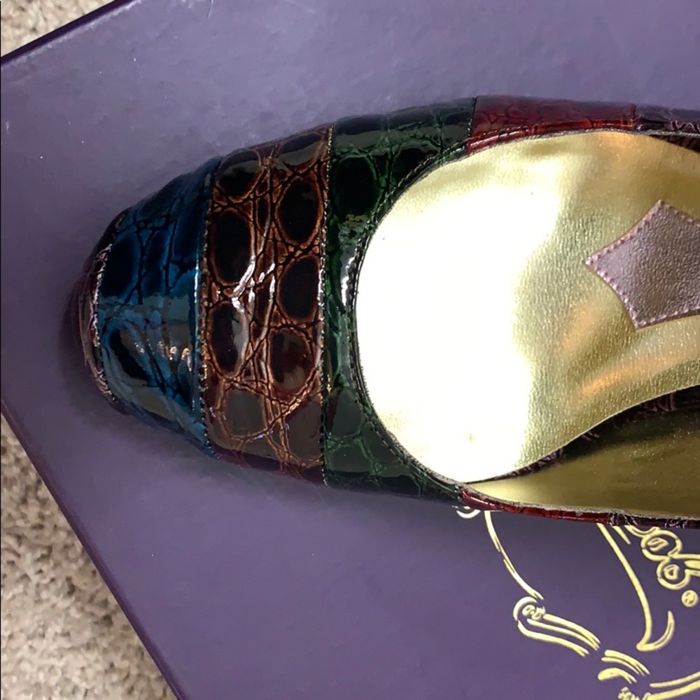 Hale Bob Muli-colored Pump - Picture 4 of 8